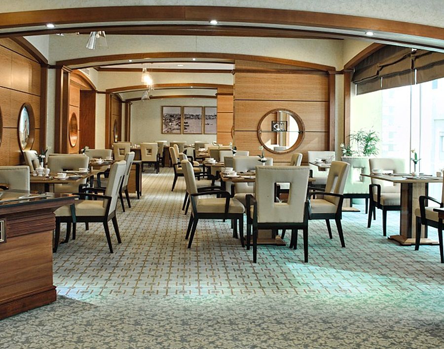 Wiseman Grand Hotel Doha Exteriör bild The interior of the restaurant