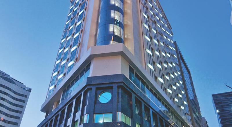 Wiseman Grand Hotel Doha Exteriör bild The hotel in 2012